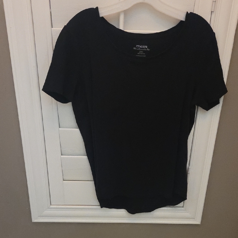 Chico’s Black Short Sleeve Classic Tee – Women’s